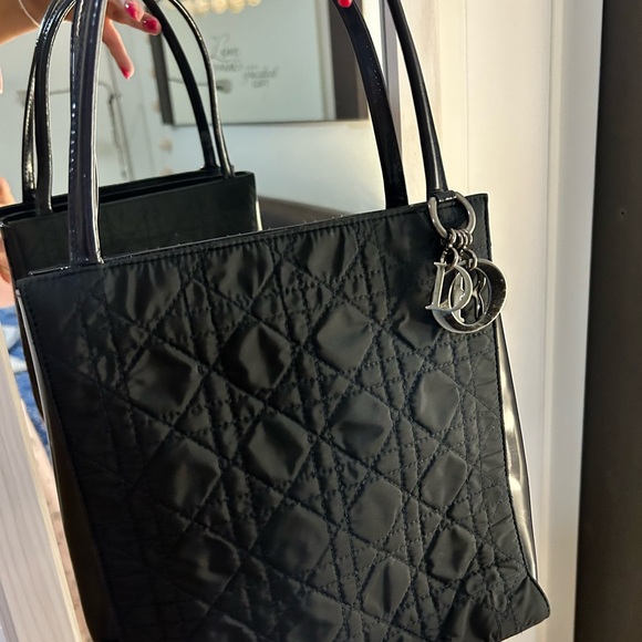 Beautiful vintage navy blue Christian Dior bag in excellent conditions- like new - Picture 3 of 4